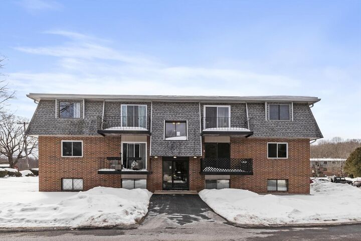 Property Photo:  176 Maple Ave 1-38  MA 01543 