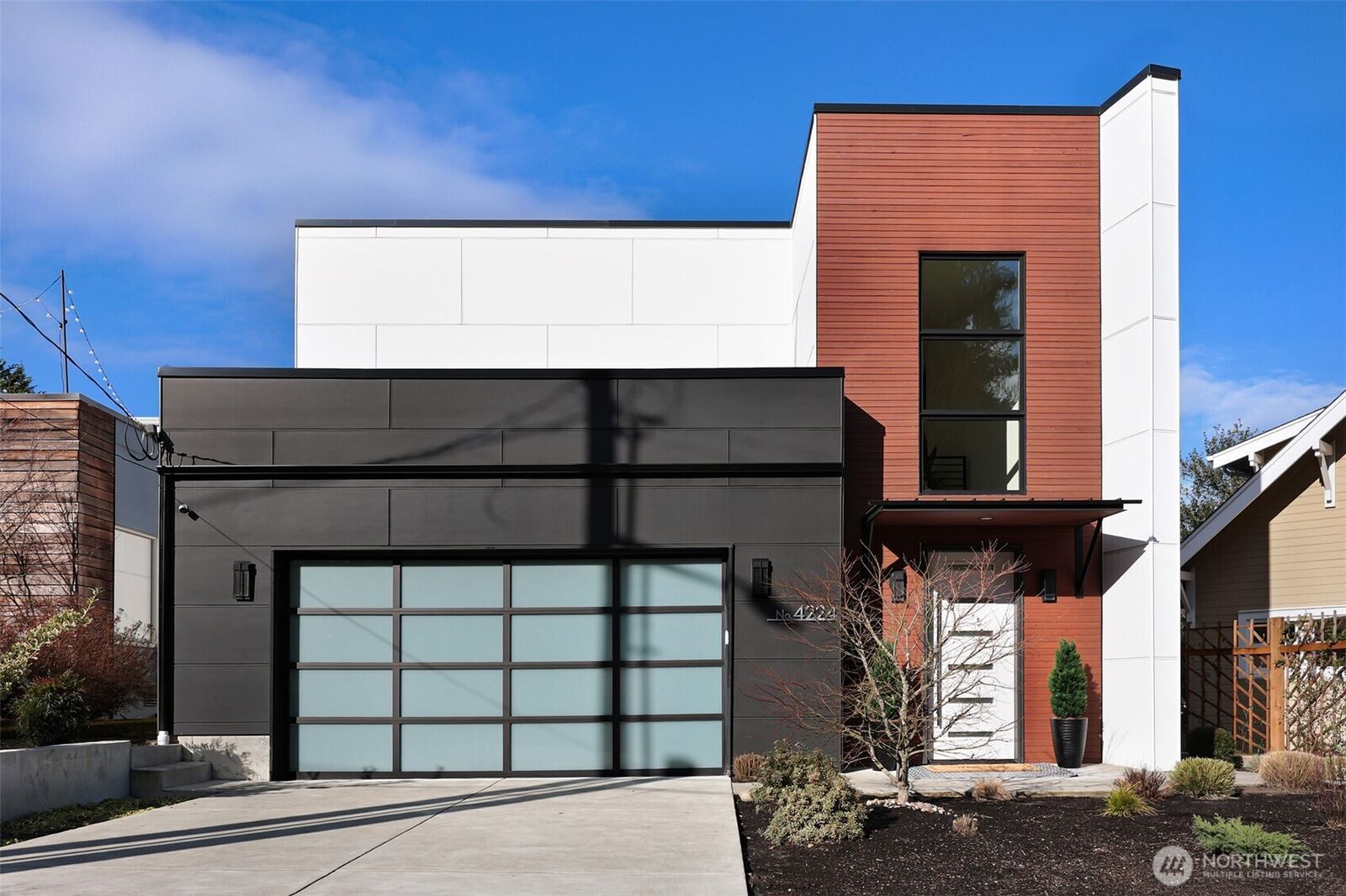 Property Photo:  4224 NE 124th Street  WA 98125 