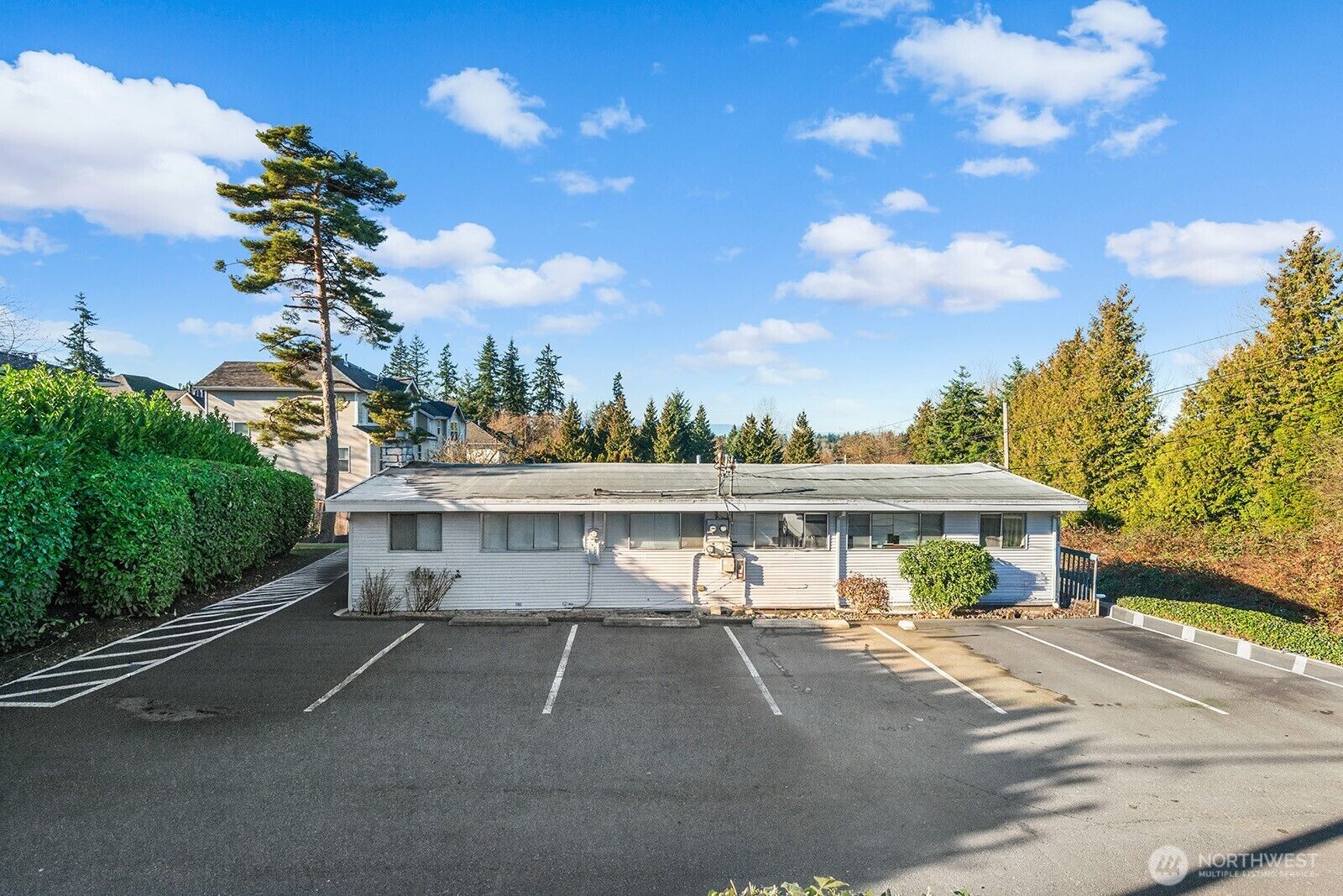 Property Photo:  15328  40th Avenue W  WA 98087 