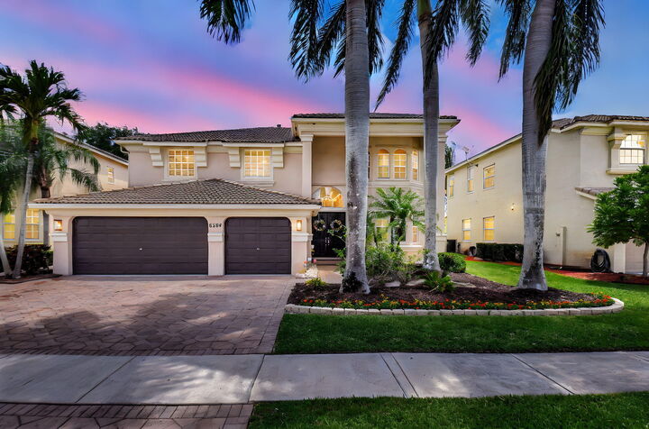 Property Photo:  6584 Marbletree Lane  FL 33467 
