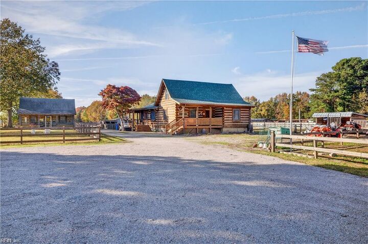 Property Photo:  2820 Bunch Walnuts Rd  VA 23322 