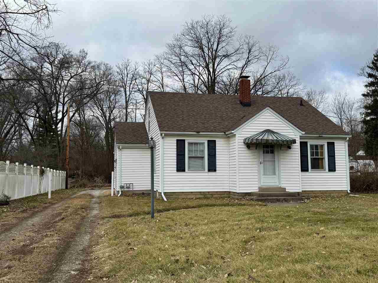 Property Photo:  1632 Chester Blvd  IN 47374 