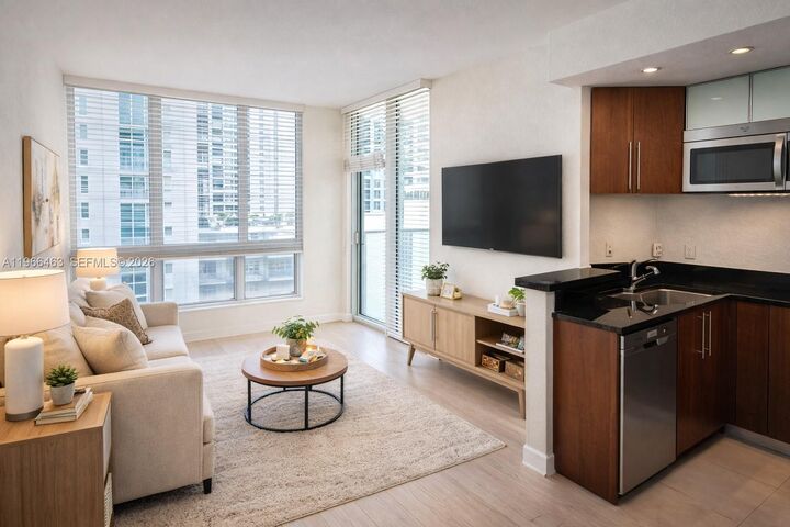 Property Photo: 300 S Biscayne Blvd T-1711 FL 33131