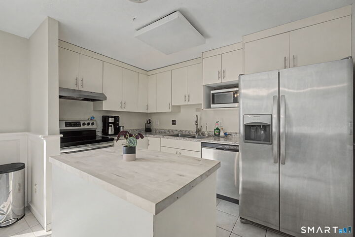 Property Photo:  53 Coronado Drive 53  CT 06111 