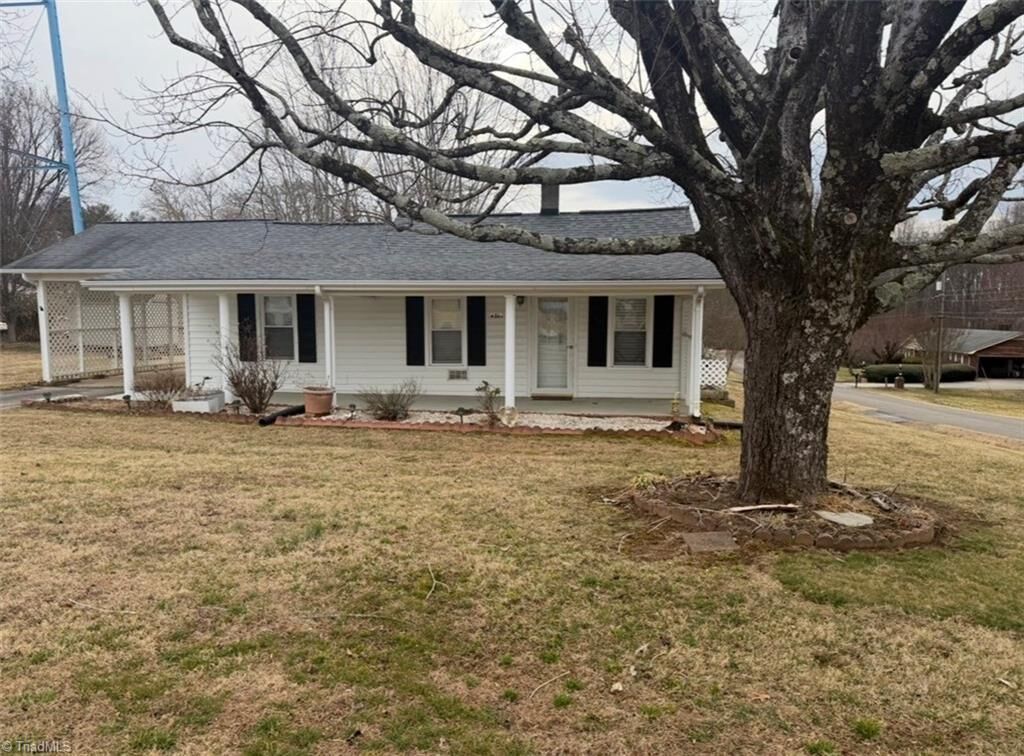 Property Photo:  4107 Airport Road  NC 28635 