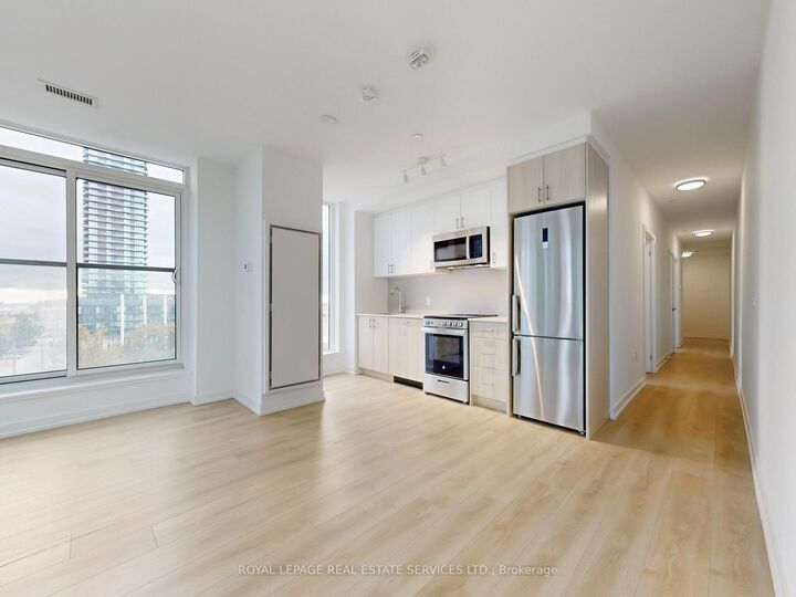 Property Photo:  1195 The Queensway N/A 614  ON M8Z 0H1 