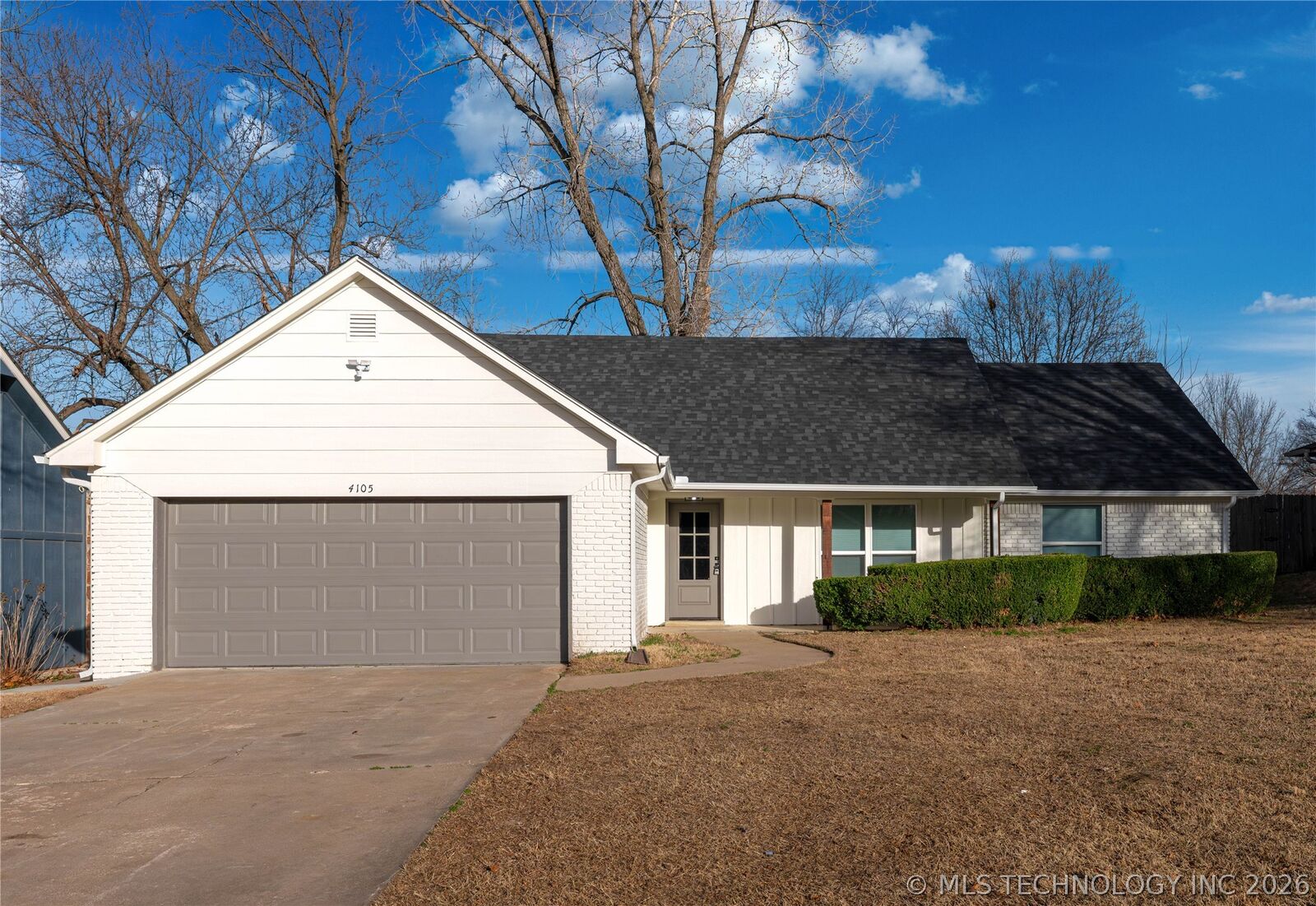 Property Photo: 4105 S Cedar Place W OK 74011