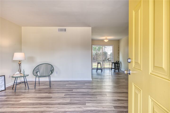 Property Photo:  833 Hampton Avenue  VA 23607 