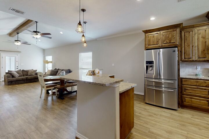 Property Photo:  511 Sunny Street  TX 77836 