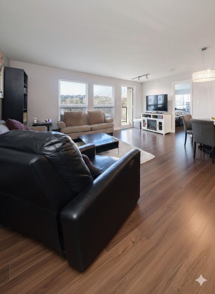 Property Photo: 2191 Shaughnessy Street 306 BC V3C 3C7