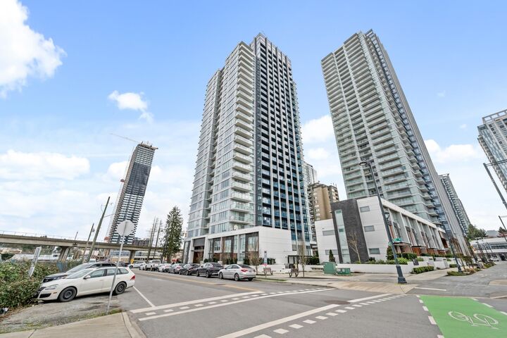 Property Photo: 13428 105 Avenue 2802 BC V3T 0S6