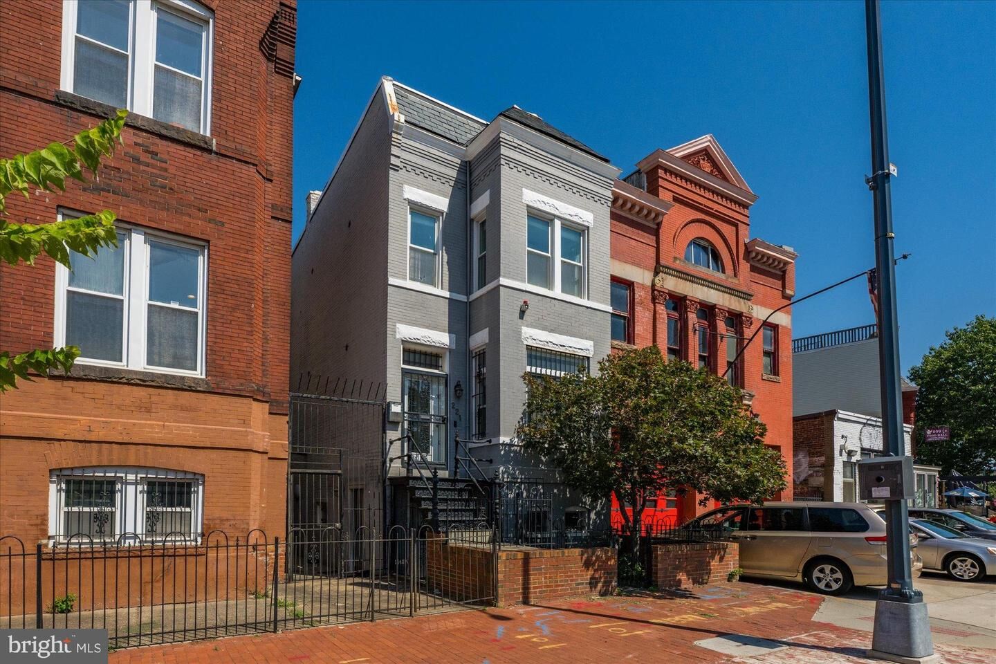 Property Photo:  221 M Street NW  DC 20001 