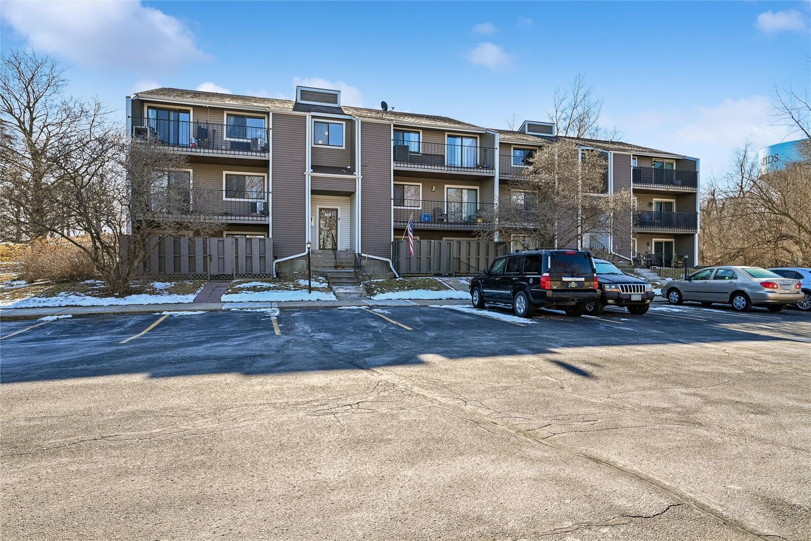 Property Photo:  6835 Preston Terrace Court SW 2  IA 52404 