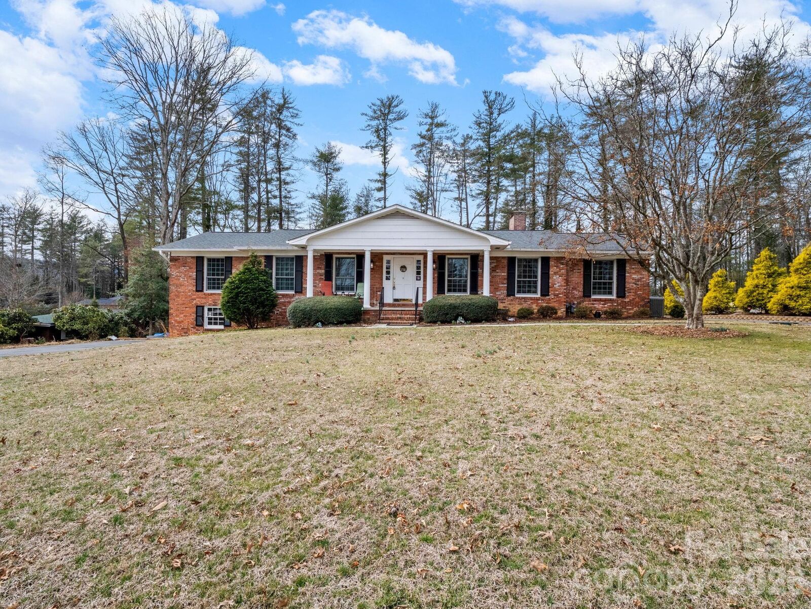 Property Photo:  111 Hudson Drive  NC 28739 