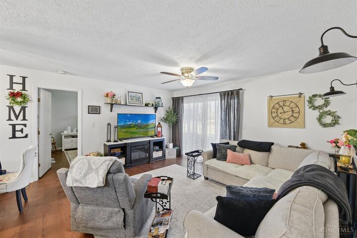 Property Photo: 5986 Meadow Creek Drive OH 45150