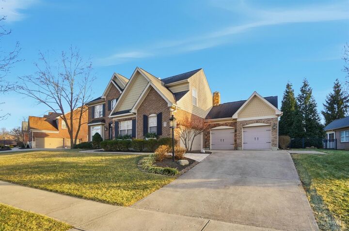 Property Photo:  1511 Indian Bluffs Drive  OH 45039 