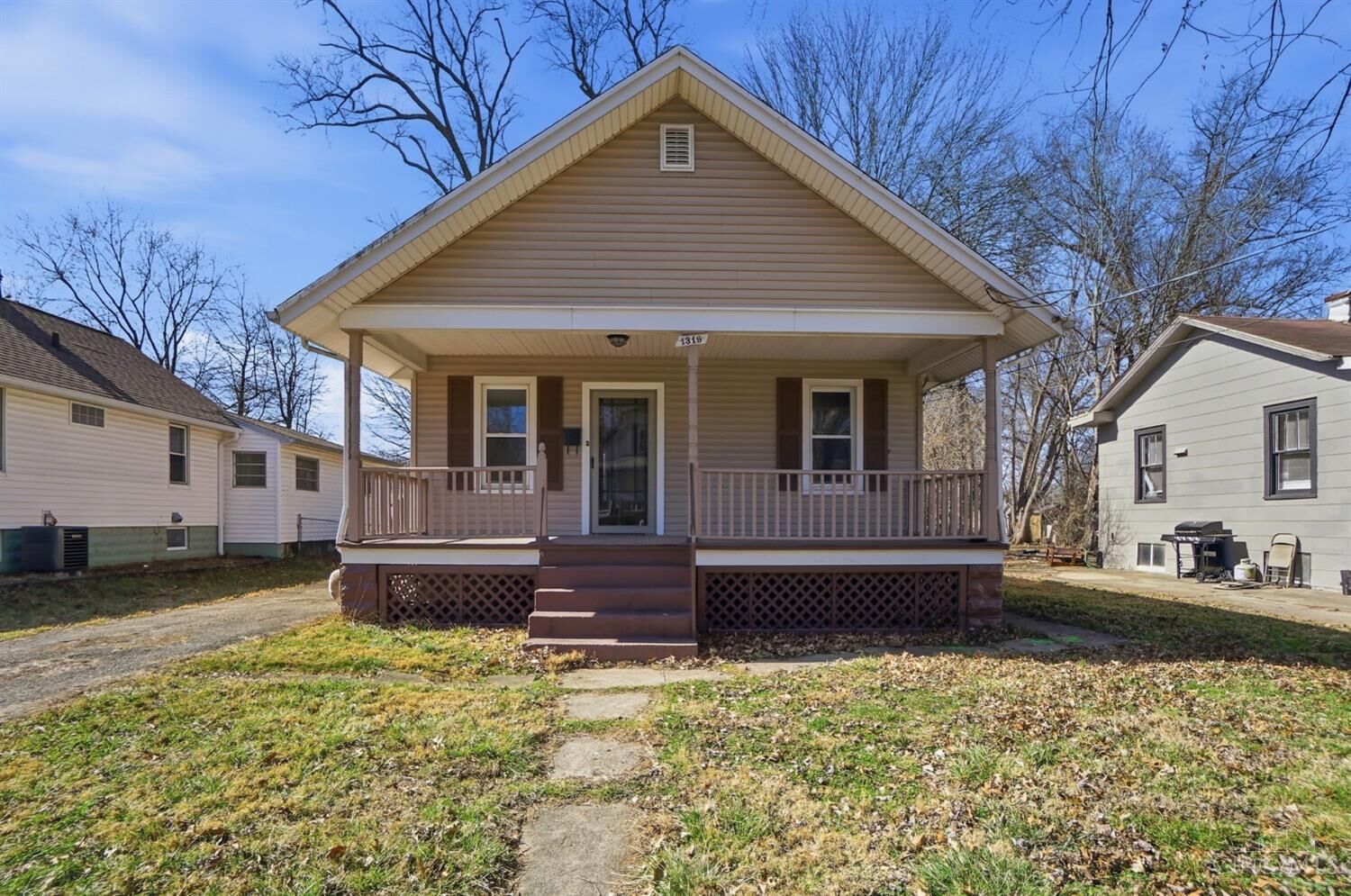 Property Photo: 1319 Schirmer Avenue OH 45230