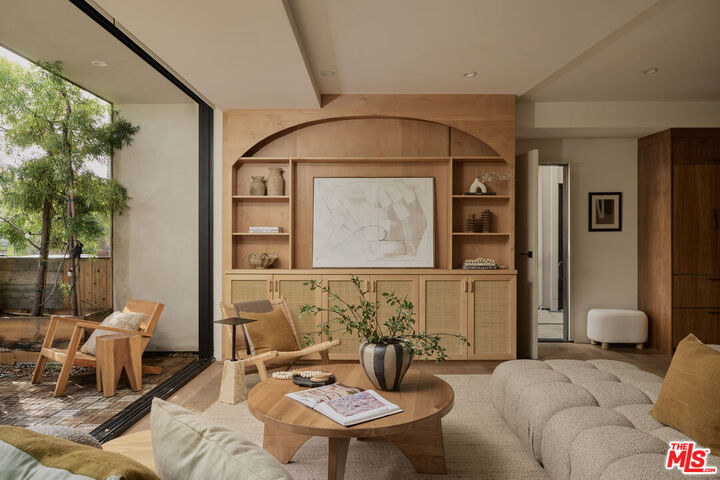 Property Photo: 3214 Highland Ave CA 90405