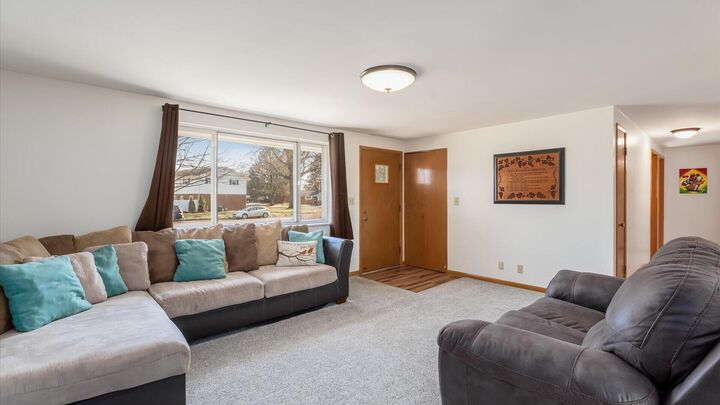 Property Photo:  469 King Court  OH 43055 