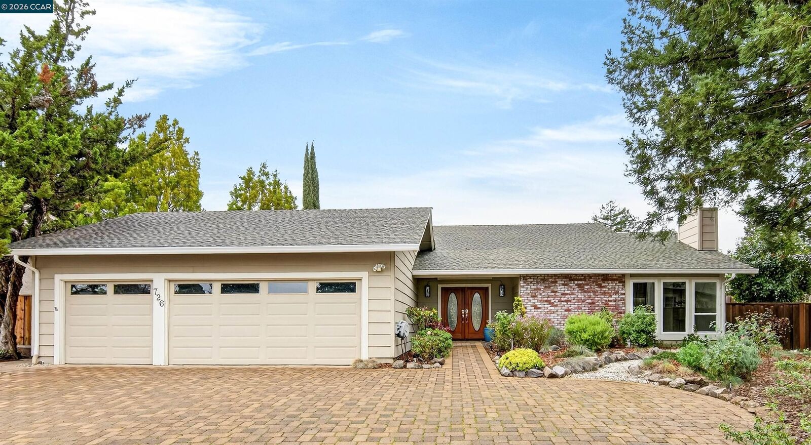 Property Photo:  726 Buckingham Ct  CA 94598 