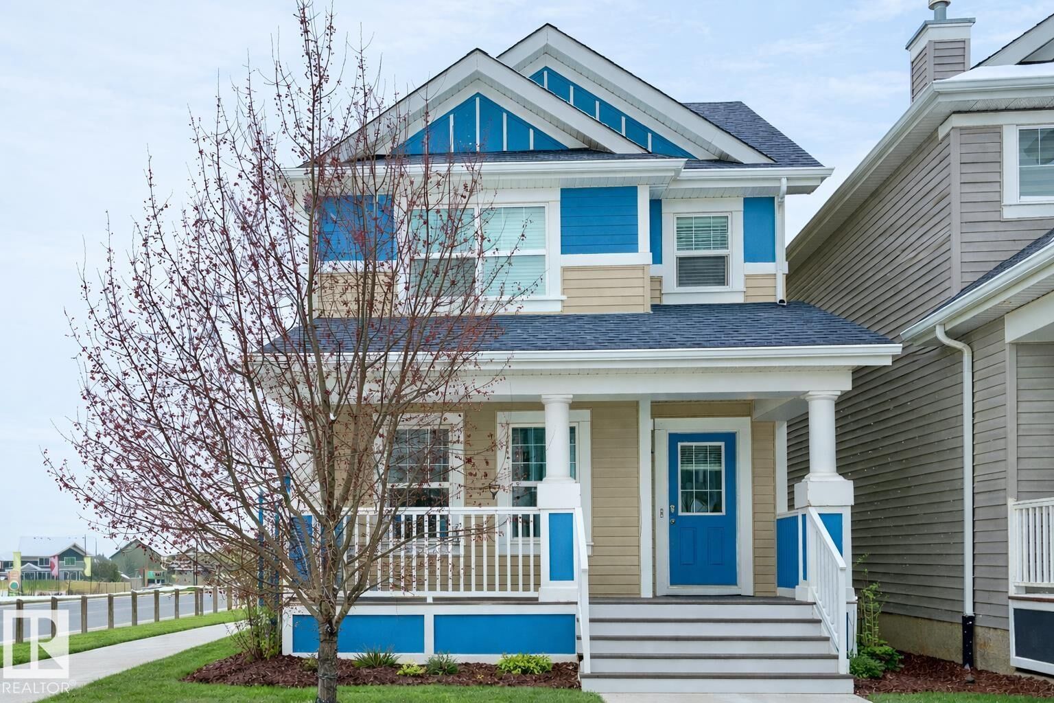 Property Photo: 2344 71 Street SW AB T6X 1Z1