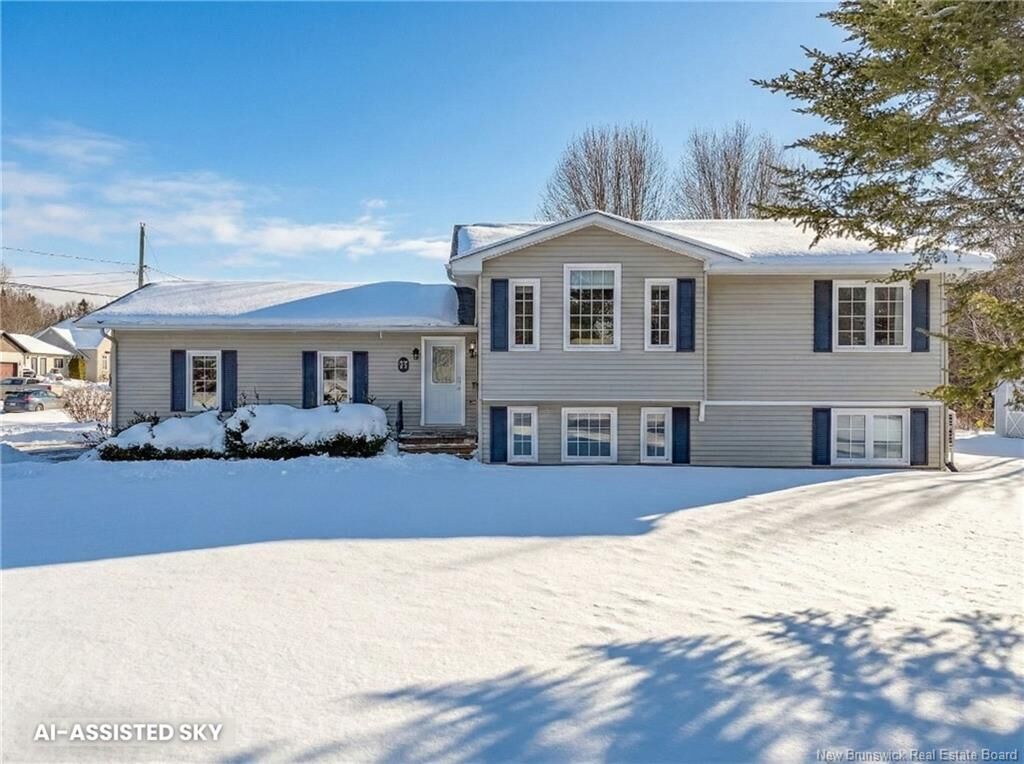 Property Photo:  27 Baldwin Street  NB E3C 1C1 