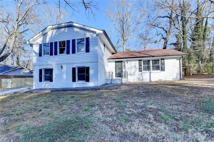 Property Photo: 491 Allana Court GA 30087