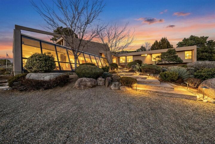 Property Photo:  302 Juniper Hill Road NE  NM 87122 