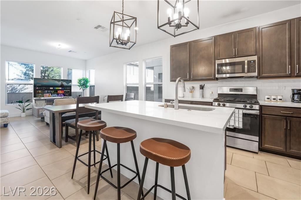 Property Photo:  9816 Kings Glen Street  NV 89141 