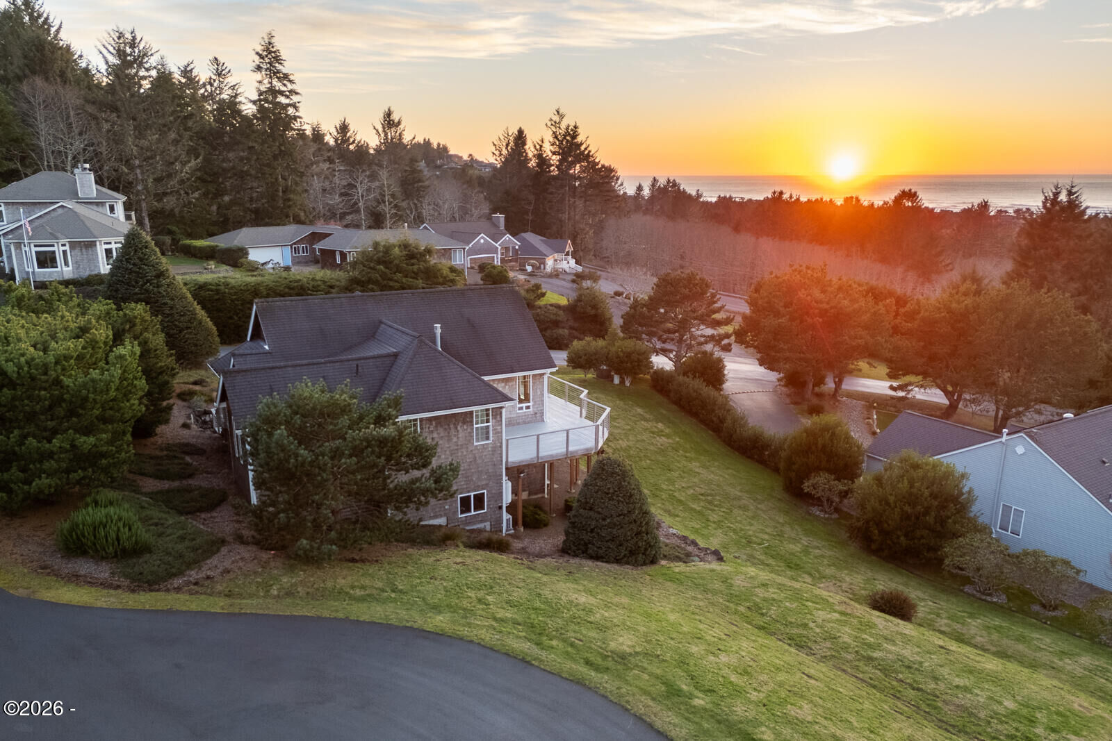 Property Photo:  5950 Pacific Overlook Drive  OR 97149 