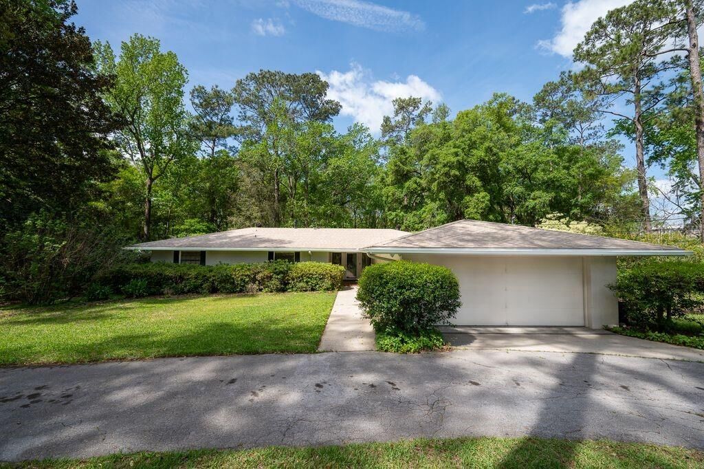 Property Photo:  412 NW 46th Street  FL 32607 