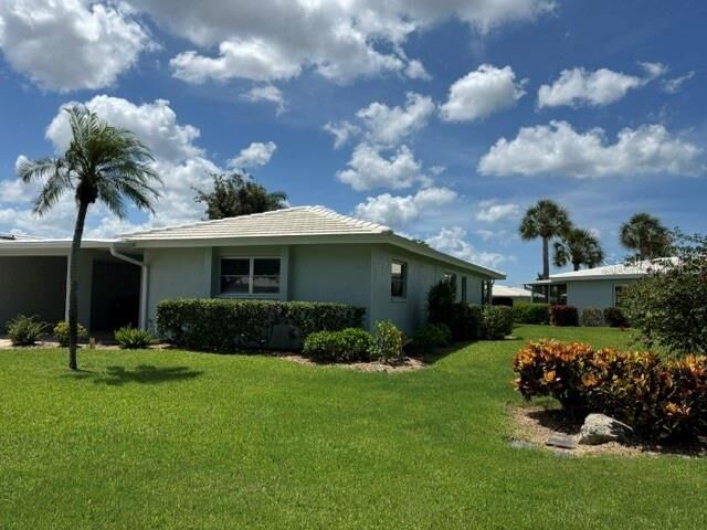 Property Photo: 7011 9th Avenue W FL 34209