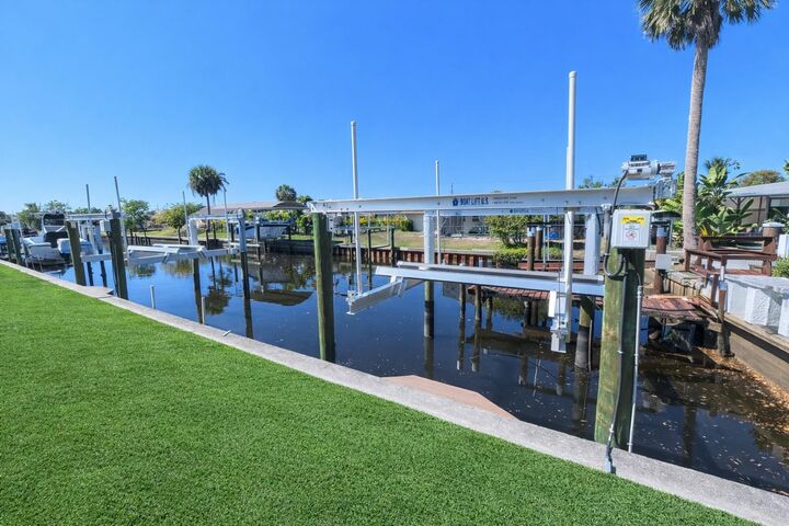 Property Photo: 3211 Riverside Drive FL 33950