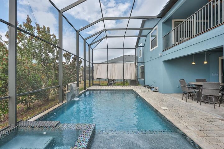 Property Photo:  10039 Smarty Jones Drive  FL 33573 