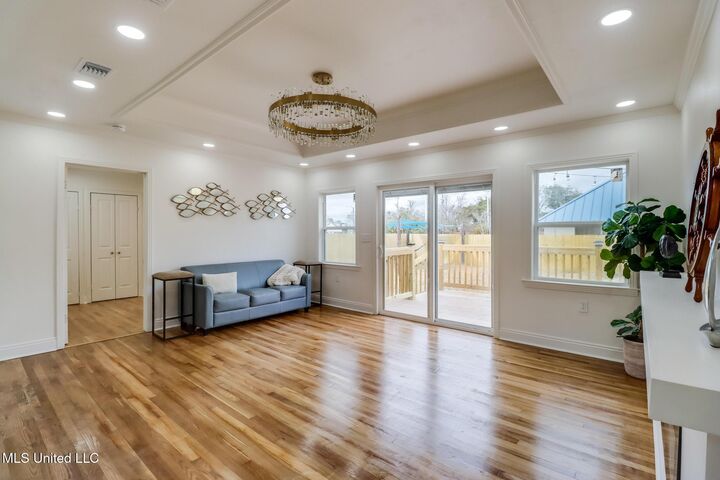 Property Photo:  555 Saint John Street  MS 39520 