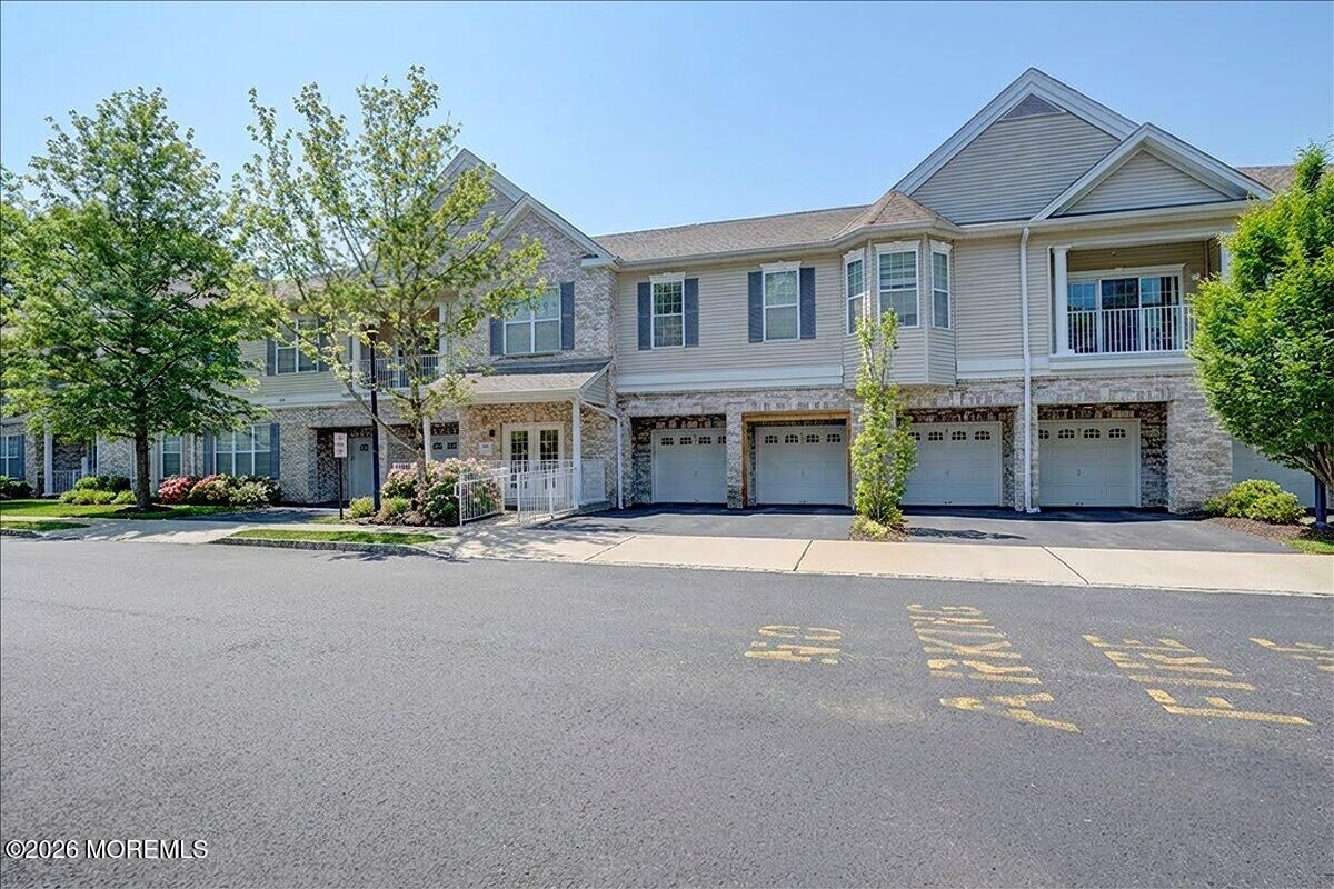 Property Photo:  215 Bloomsbury Drive  NJ 07751 