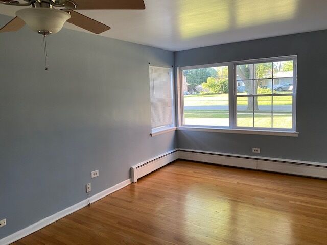 Property Photo:  29 E Thorndale Avenue  IL 60172 