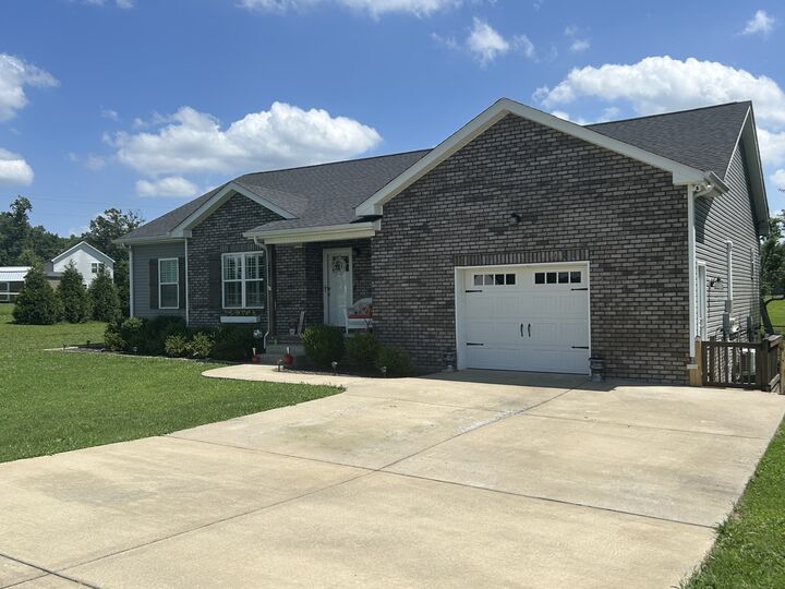 Property Photo:  221 Northup Rd  TN 37148 