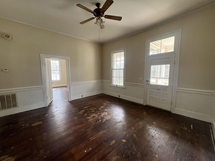 Property Photo: 179 Independence Street GA 30668