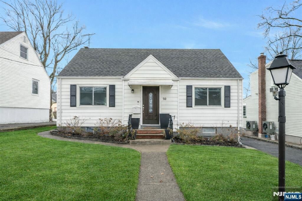 Property Photo:  50 Henry Street  NJ 07604 