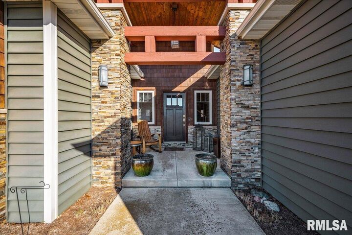 Property Photo:  258 Turtle Creek Trail  IL 61550 