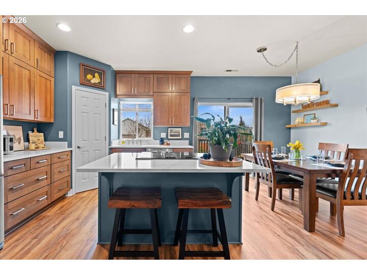 Property Photo: 21123 NE Osburn Loop OR 97024