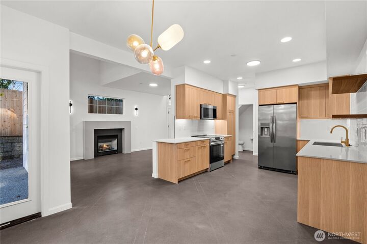 Property Photo:  23206  Fitzgerald Road 2  WA 98021 