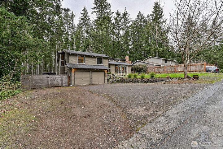 Property Photo:  6727  77th St Ct NW  WA 98335 