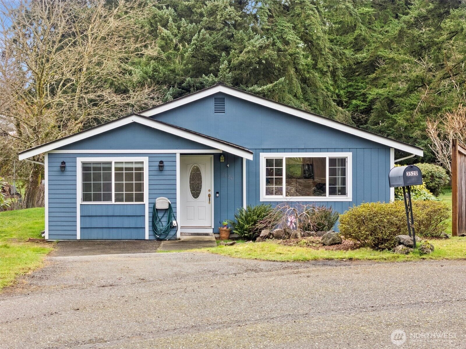Property Photo:  3520  Berger Place SE  WA 98366 