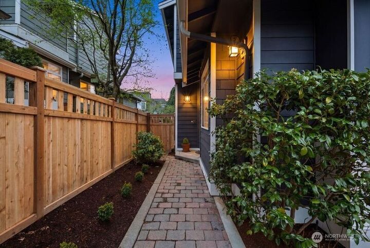 Property Photo: 221 4th Street S WA 98033