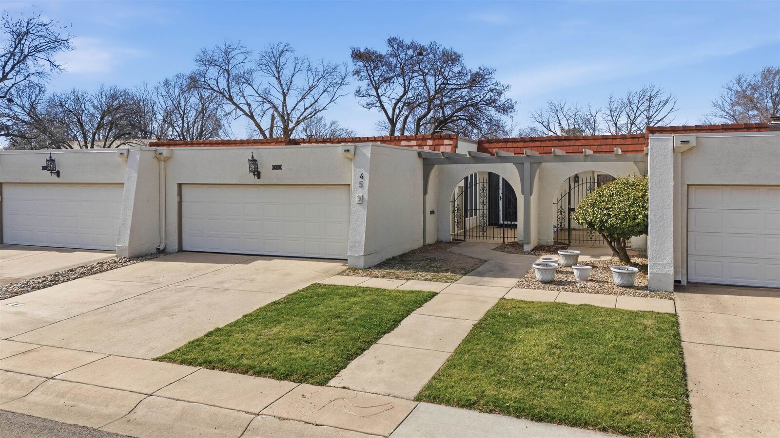 Property Photo:  45 E Via Roma St  KS 67230 