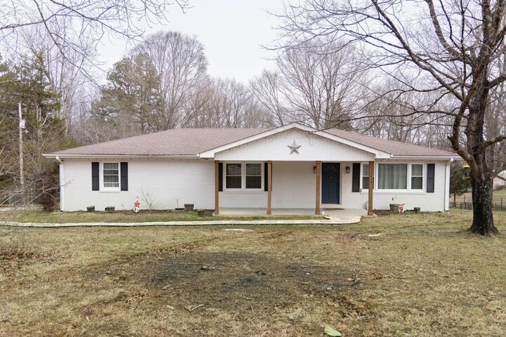 Property Photo:  13414 Hwy 157  AL 35633 - FLORENCE 