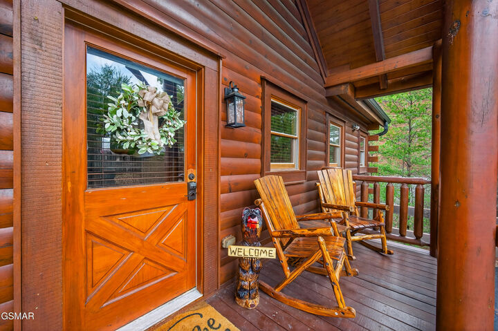 Property Photo: 2018 Delta Dawn Drive TN 37862