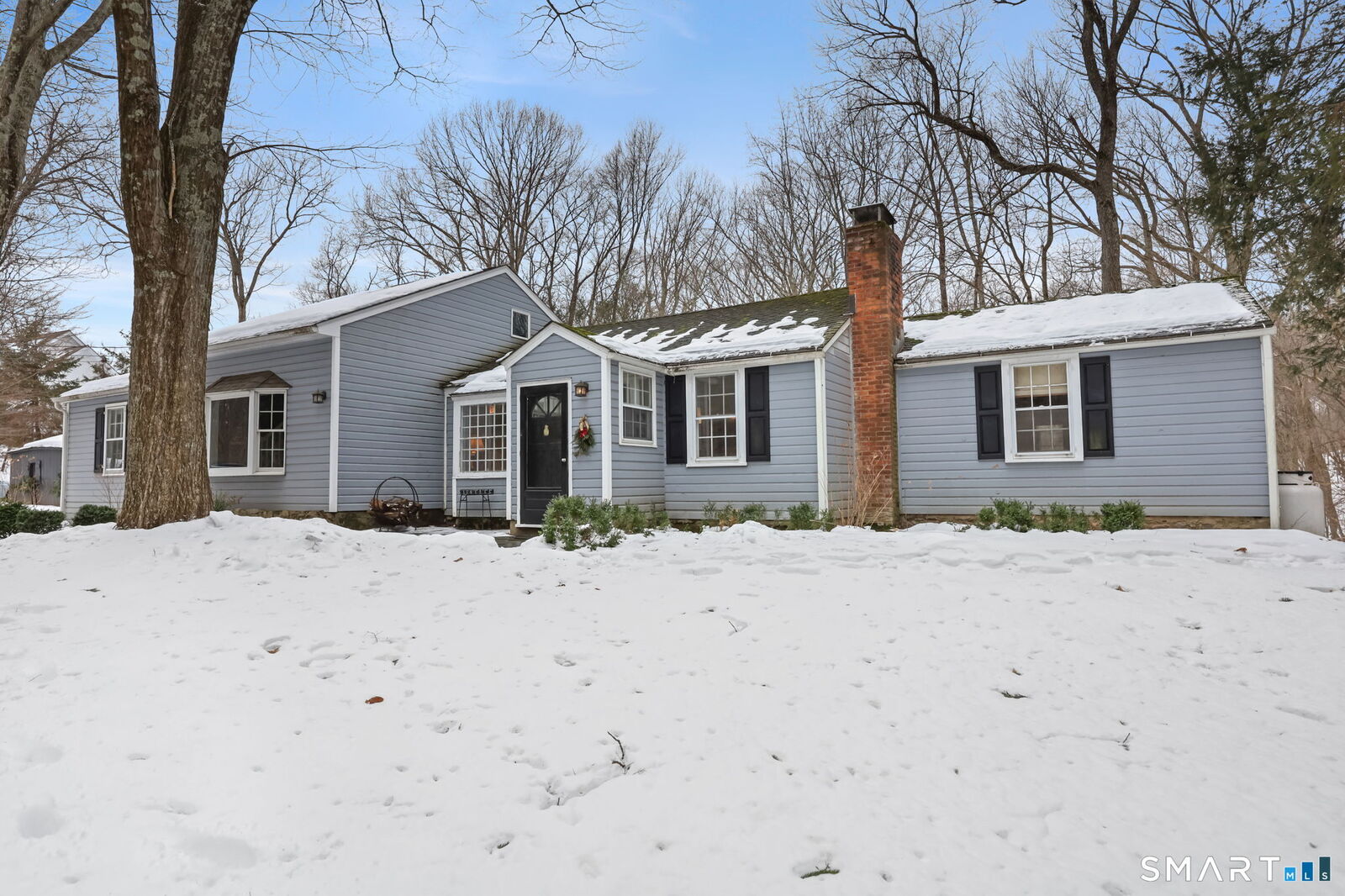 Property Photo:  25 Cherry Lane  CT 06897 